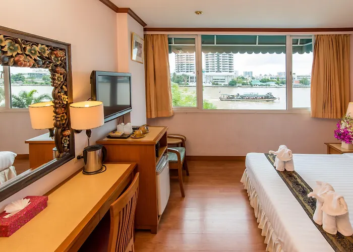 New Siam Riverside Hotel 3*