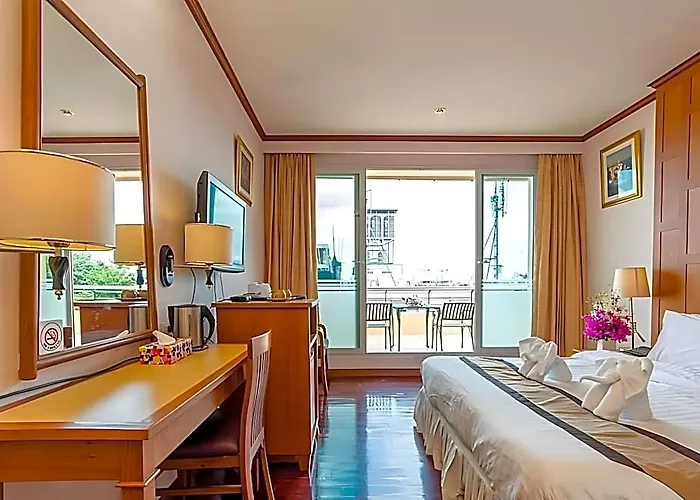 Hotel New Siam Riverside